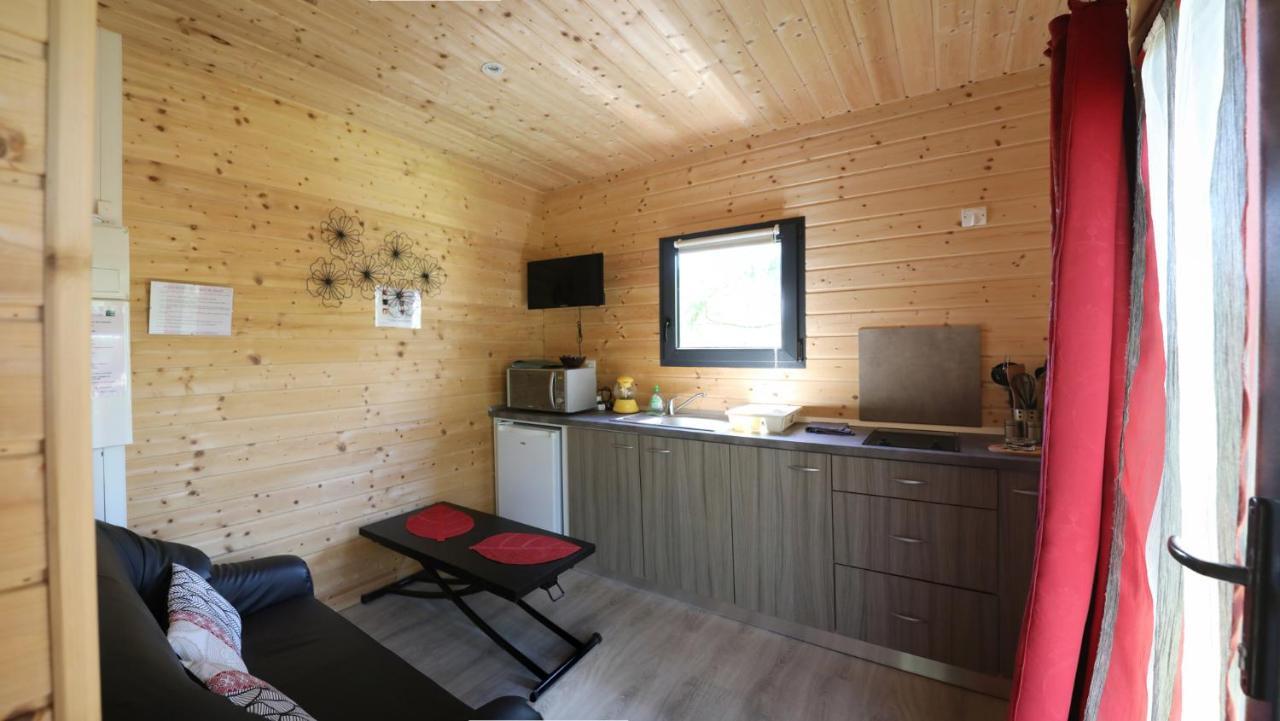 Au Coeur Du Bien-Etre, Chalet Avec Piscine Chauffee Et Couverte, Spa, Sauna, Massages Монто Экстерьер фото